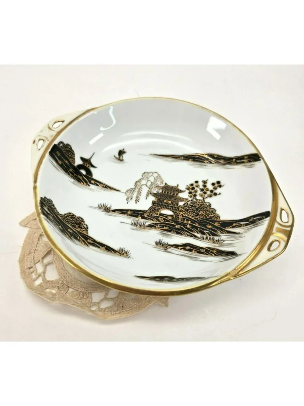 Vintage Nippon Japanese Porcelain Serving Bowl Gold Black Landscape Doily je173